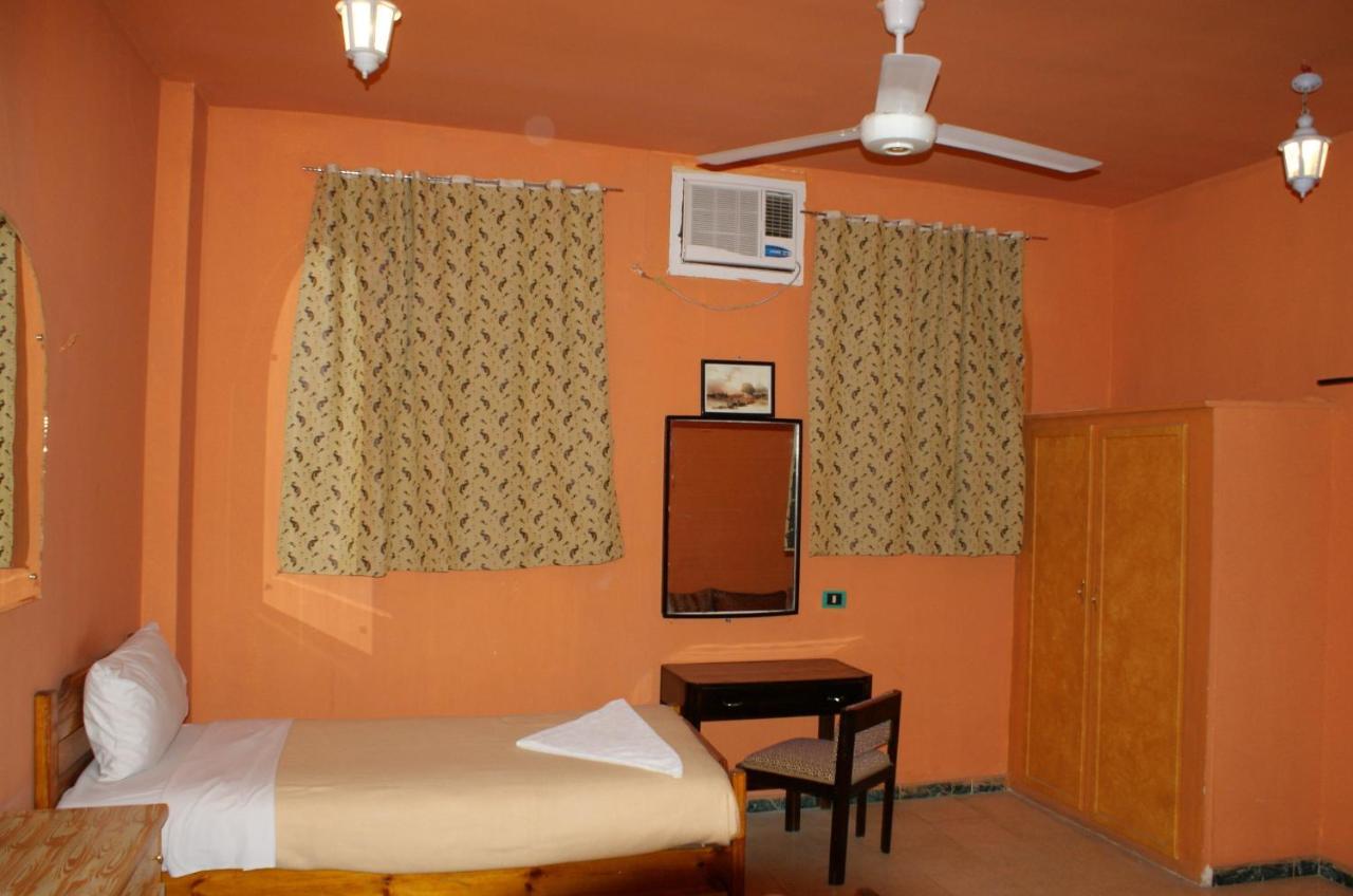 Ramsess Hostel Luxor Room photo